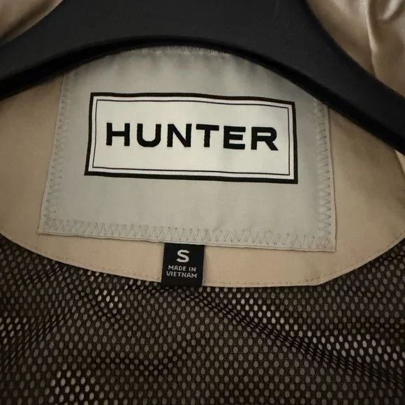 Hunter Beige Hooded Trench Coat - Picture 5 of 5